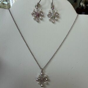Touchstone Crystal Silver and Pearl, Wintery Set